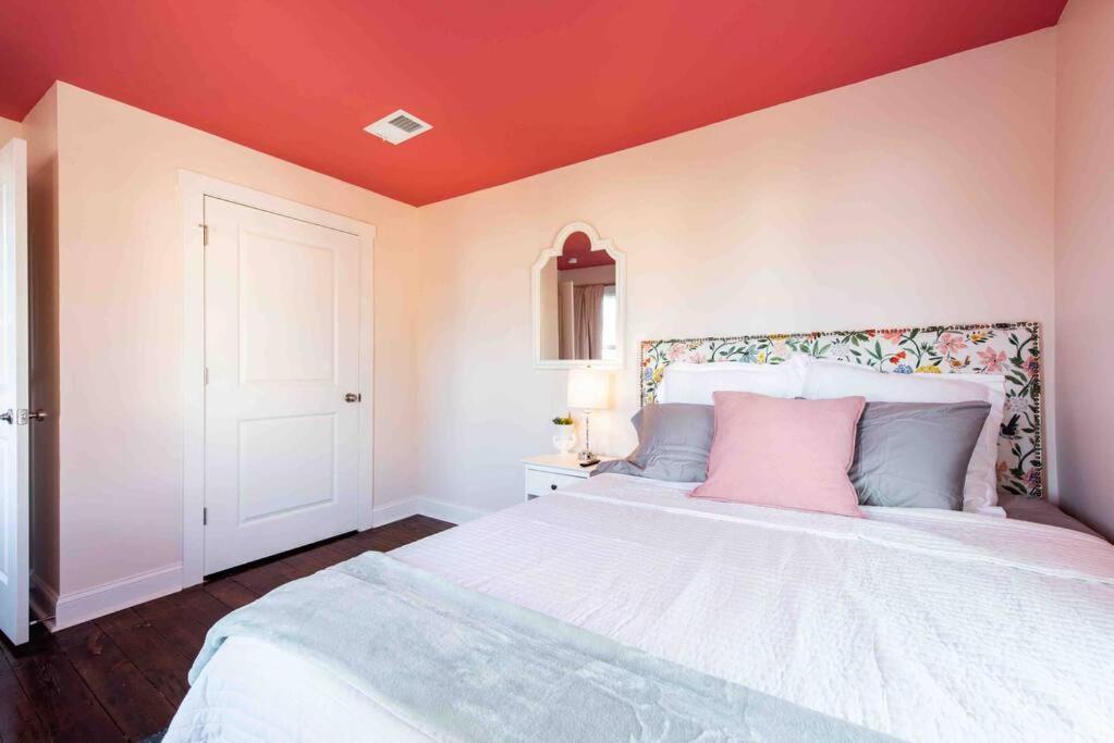 Blush And Bashful Germantown Two Bedroom Apartment Louisville Exterior foto